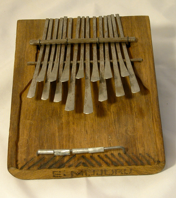 65 - 011, Karimba, Zimbzbwe, Shona, (signed by Ephat Mujuru)