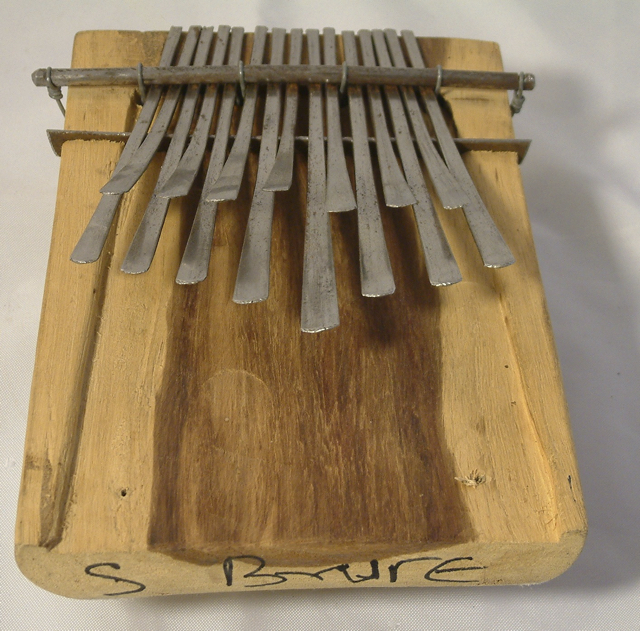 76 - 014, Karimba, Zimbzbwe, Shona, made by Samson Bvure